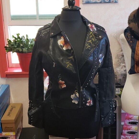 Leather Floral/accented Faux leather Moto Jacket sz L 8-10 XXL 14-16 - Picture 3 of 16